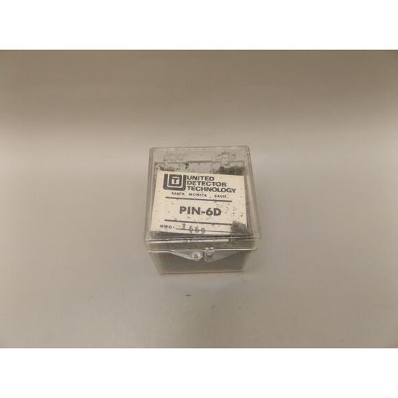 United Detector Technology PIN-6D Photodiode Vtg Semiconductor Santa Monica CA - Picture 1 of 5